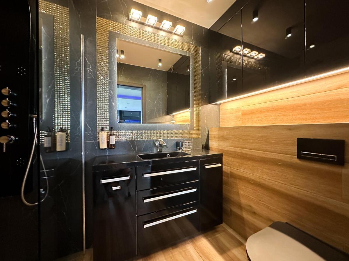 Luxury Apartament Z Duzym Tarasem - Park City Poznań Exteriör bild