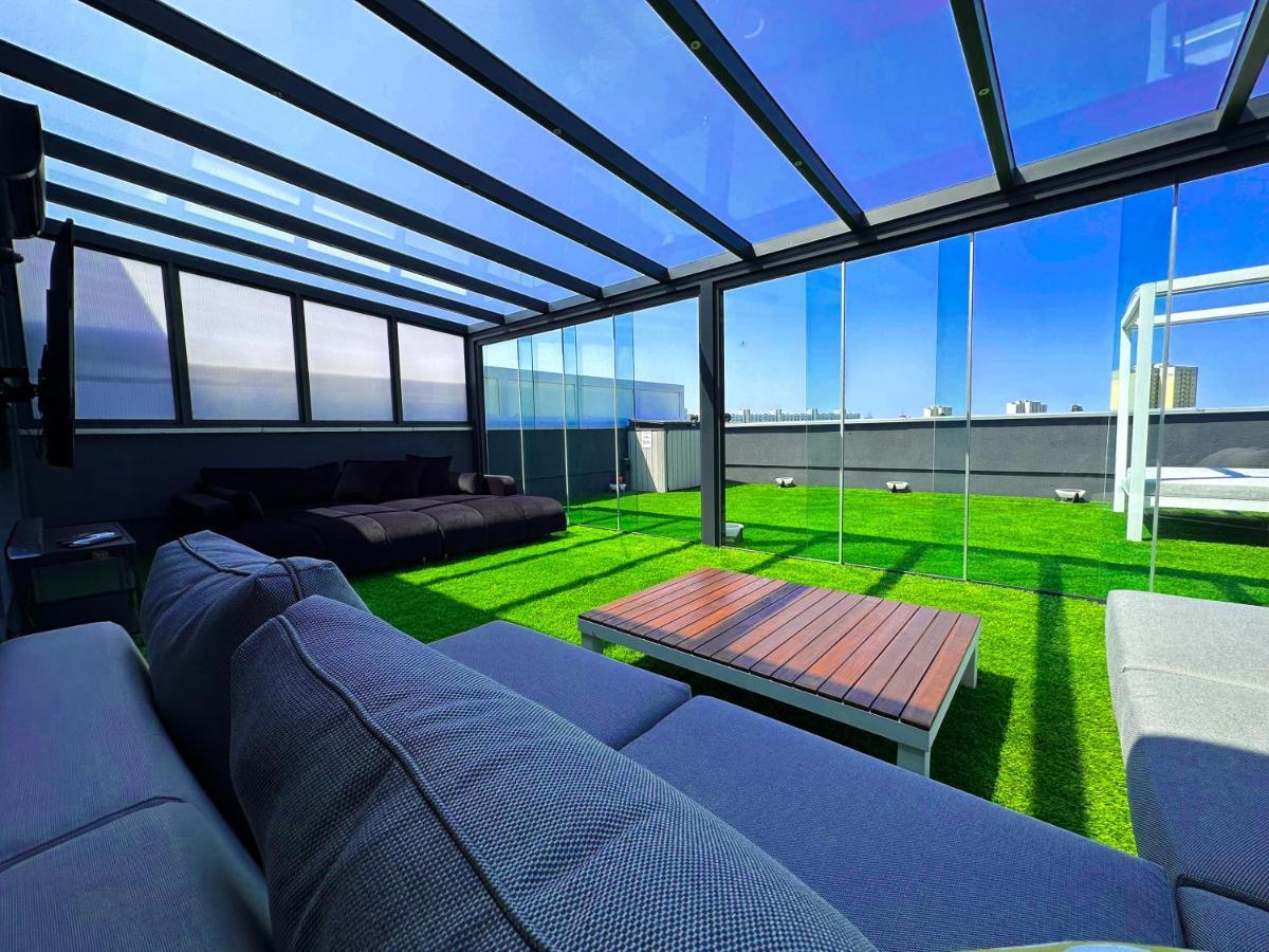 Luxury Apartament Z Duzym Tarasem - Park City Poznań Exteriör bild